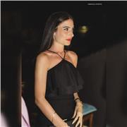 Avvocato abilitato, laureata in Giurisprudenza e Scienze della Pubblica Amministrazione presso l’ Univ. Federico II Napoli